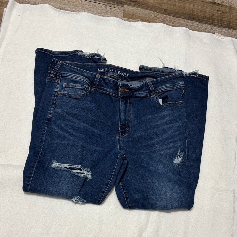 American Eagle Outfitters Women's Distressed Dark Blue Skinny Jeans